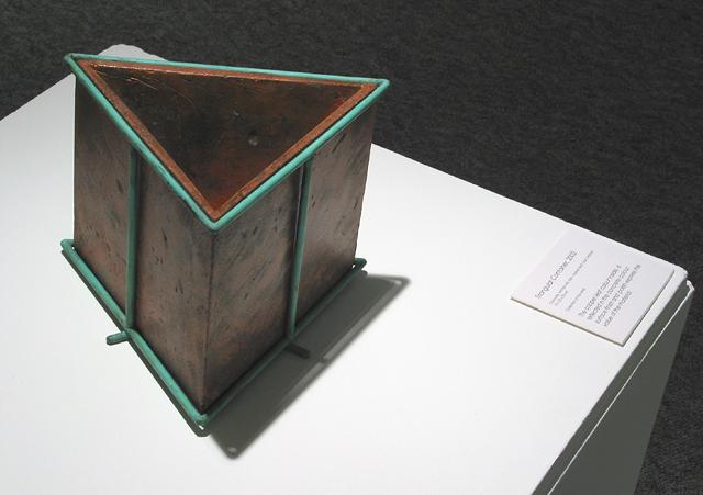 Triangular Container